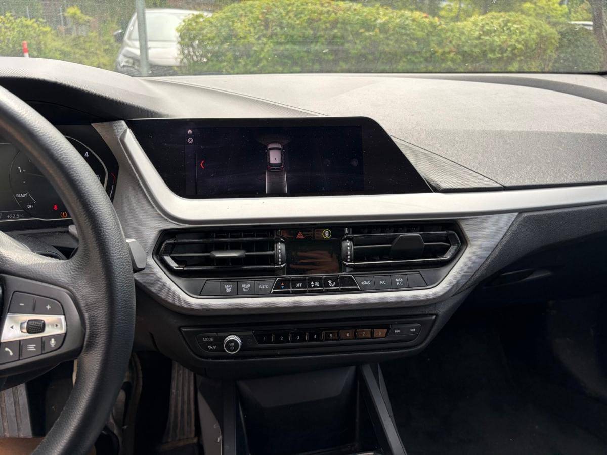 bmw-serie-1-2019-diesel-1496cc