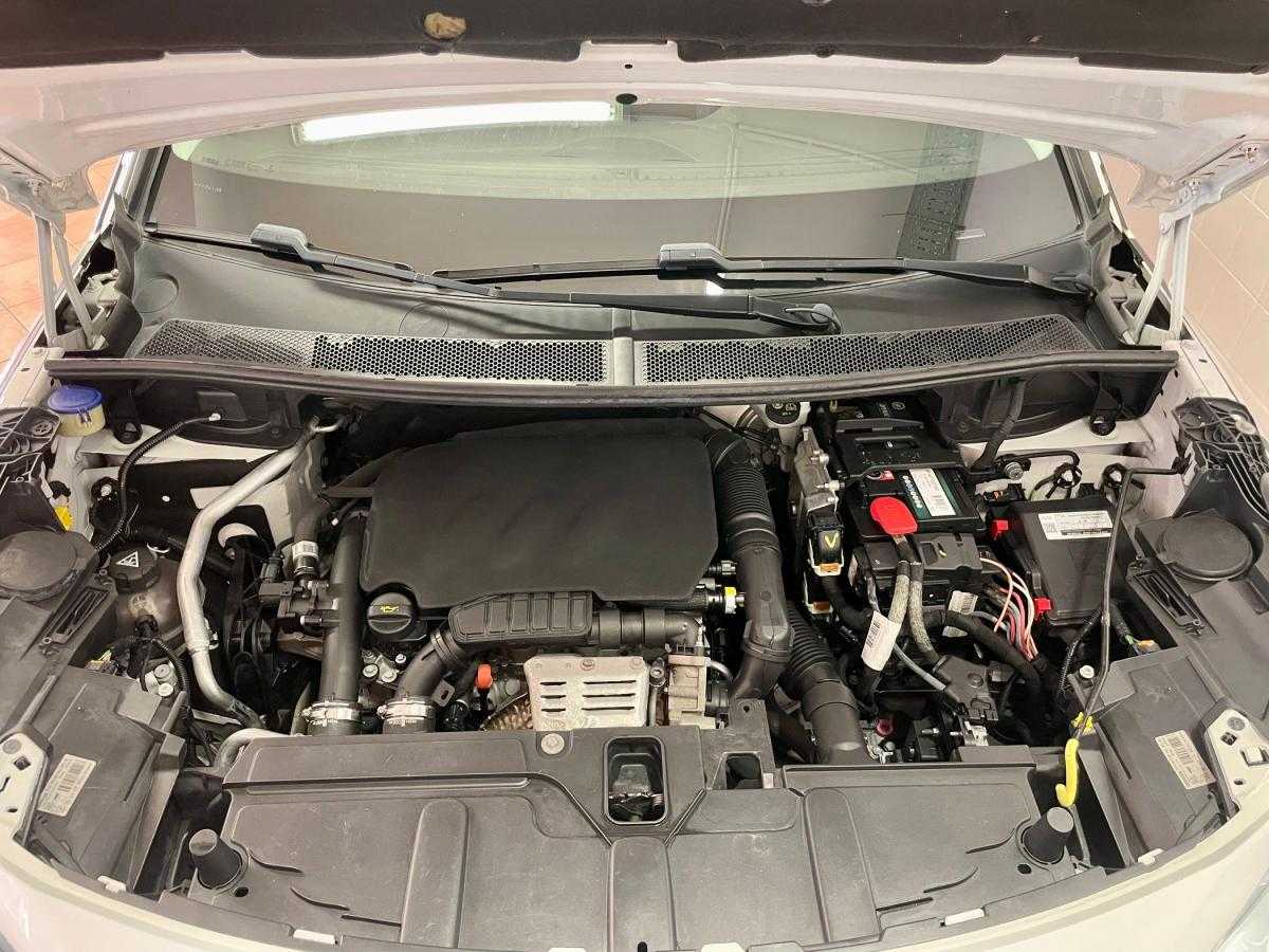 peugeot-3008-2017-gasolina-1199cc