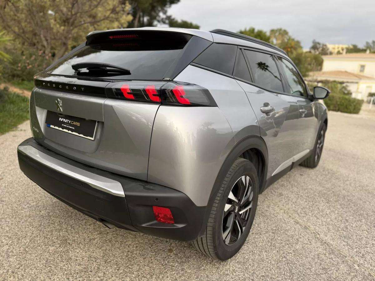 peugeot-2008-2021-gasolina-1199cc