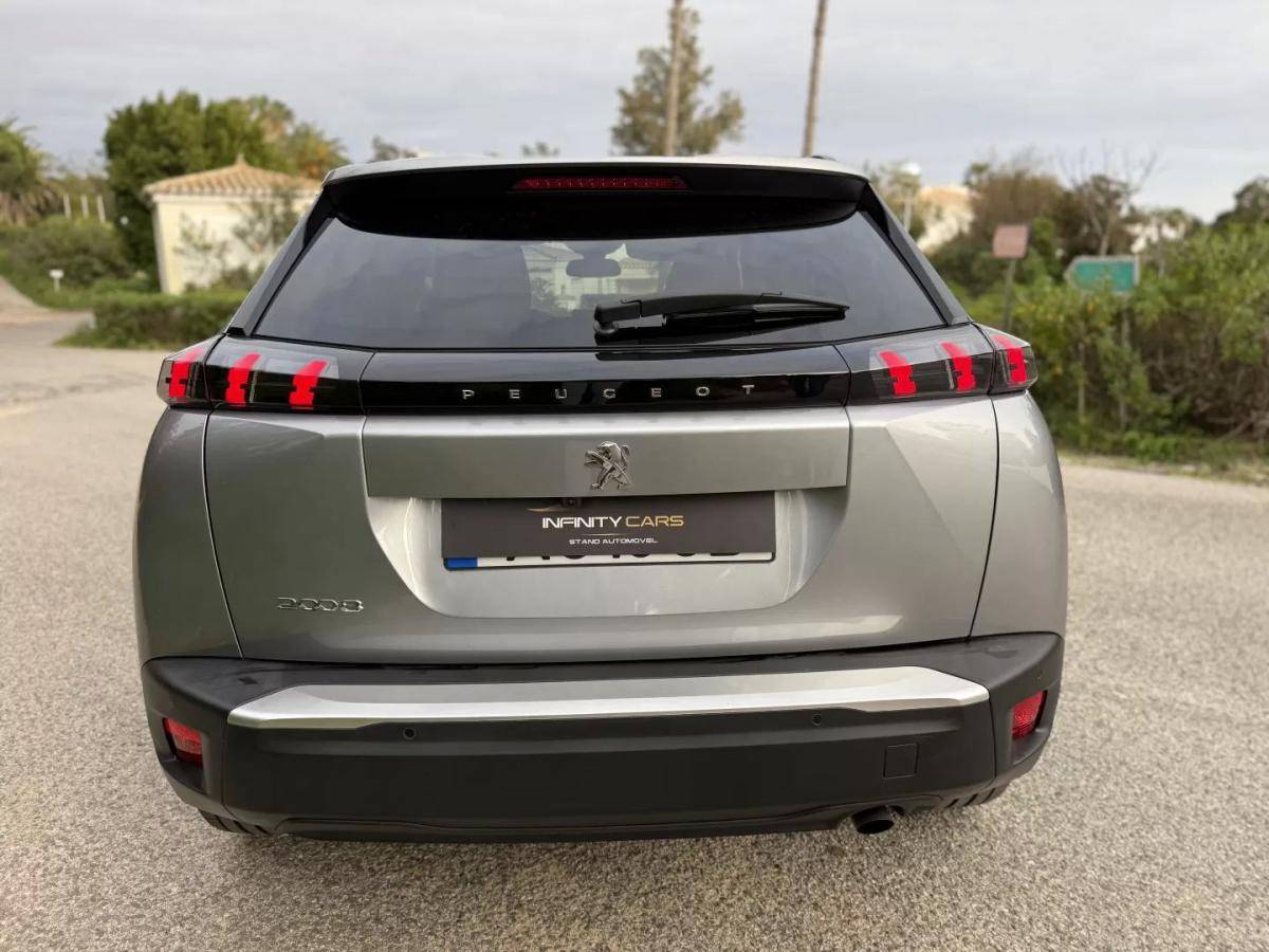 peugeot-2008-2021-gasolina-1199cc
