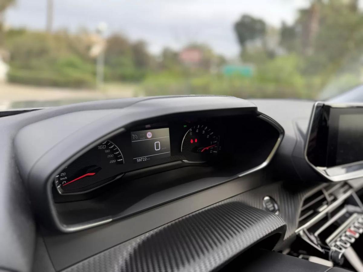 peugeot-2008-2021-gasolina-1199cc