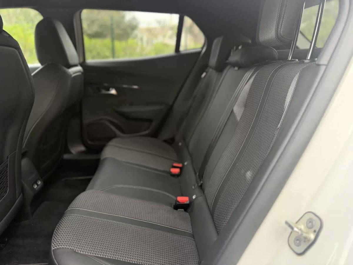 peugeot-2008-2021-gasolina-1199cc