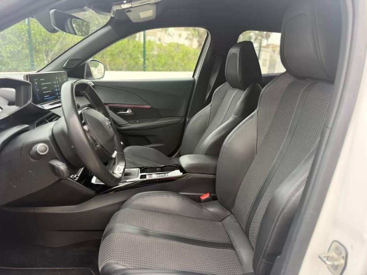 peugeot-2008-2021-gasolina-1199cc