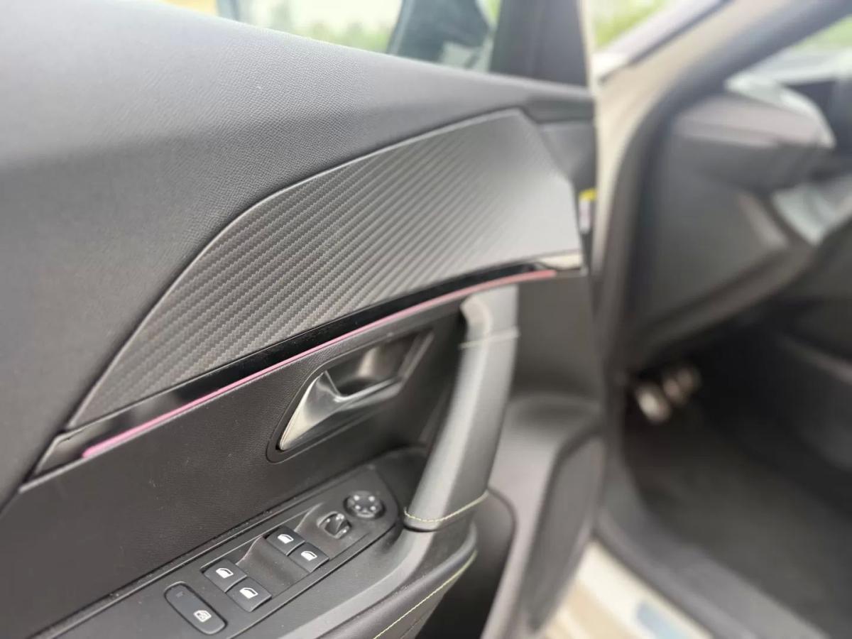 peugeot-2008-2021-gasolina-1199cc