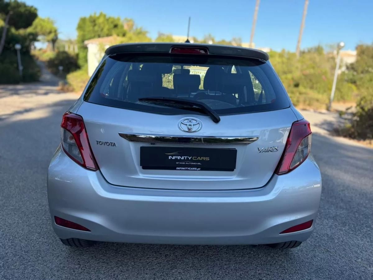 toyota-yaris-2013-gasolina-1329cc