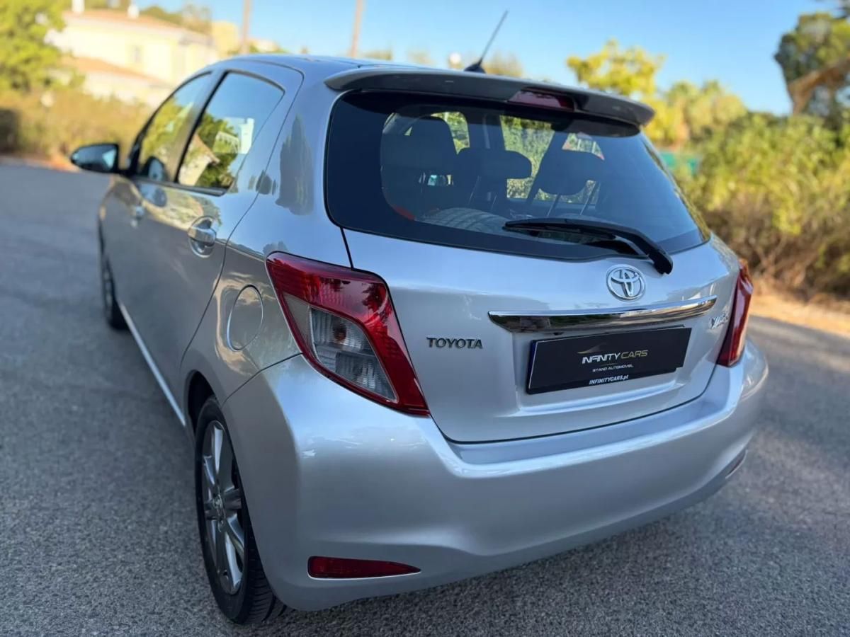toyota-yaris-2013-gasolina-1329cc