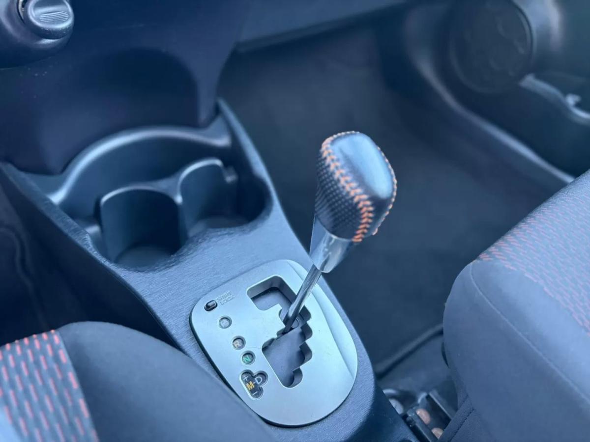 toyota-yaris-2013-gasolina-1329cc