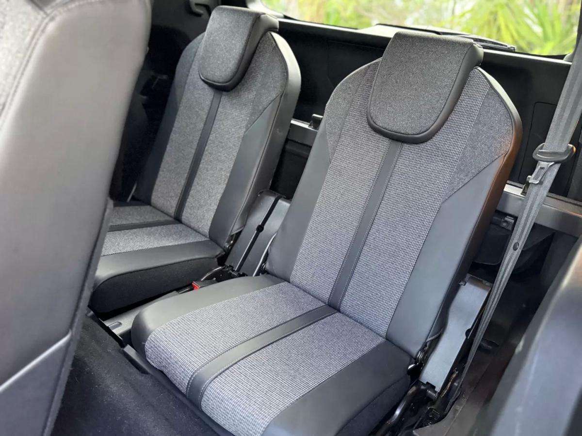 peugeot-5008-2018-diesel-1499cc