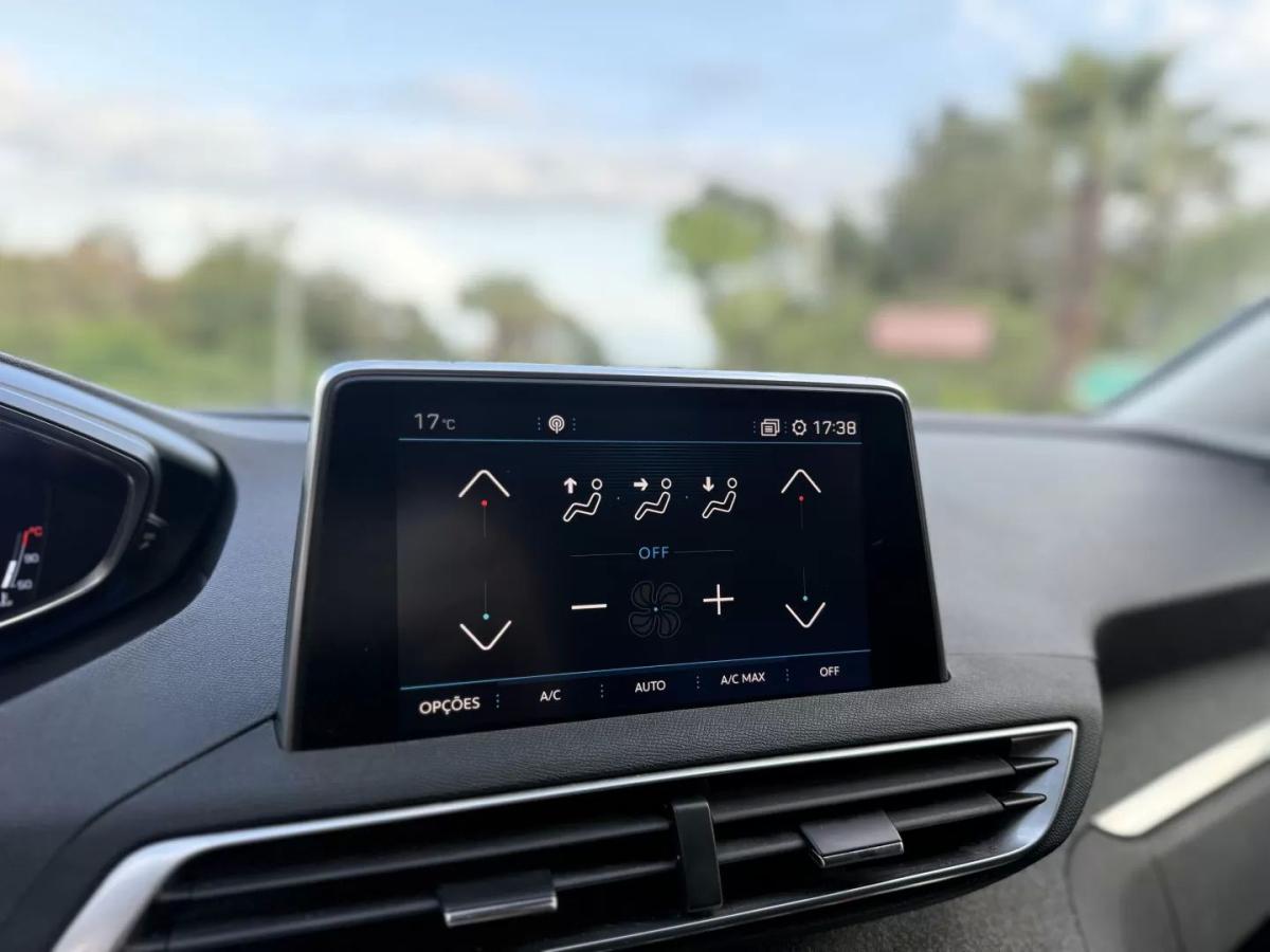 peugeot-5008-2018-diesel-1499cc