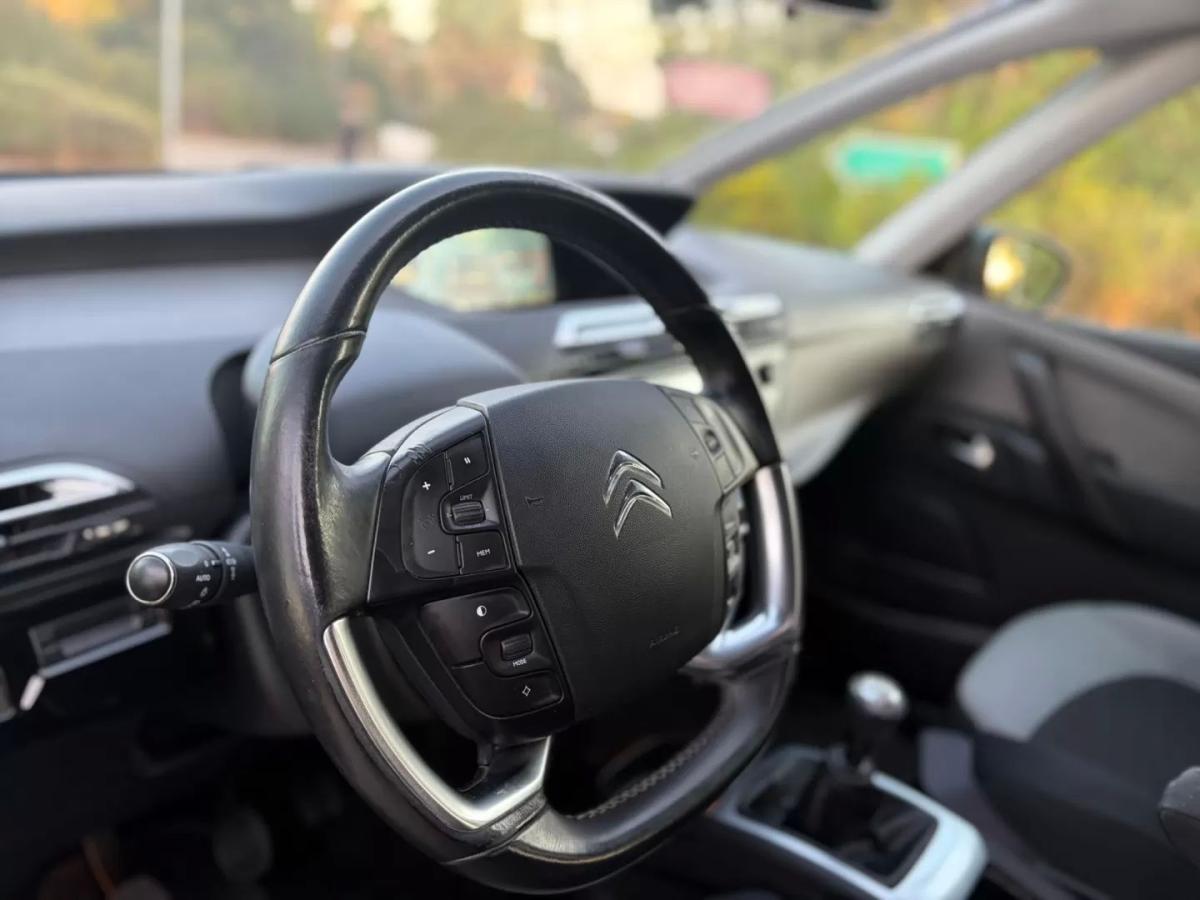 citroen-c4-grand-picasso-2015-diesel-1560cc