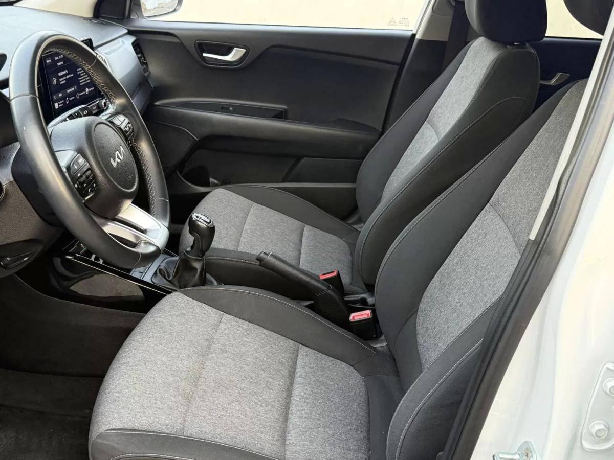 kia-stonic-2022-gasolina-998cc
