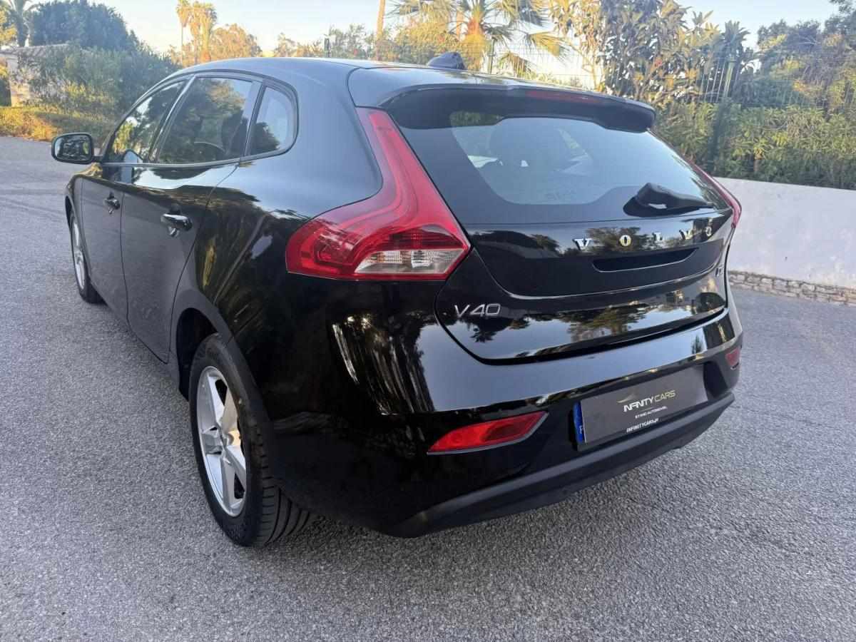 volvo-v40-2017-diesel-1969cc