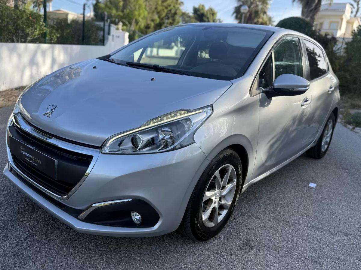 peugeot-208-2016-gasolina-1199cc