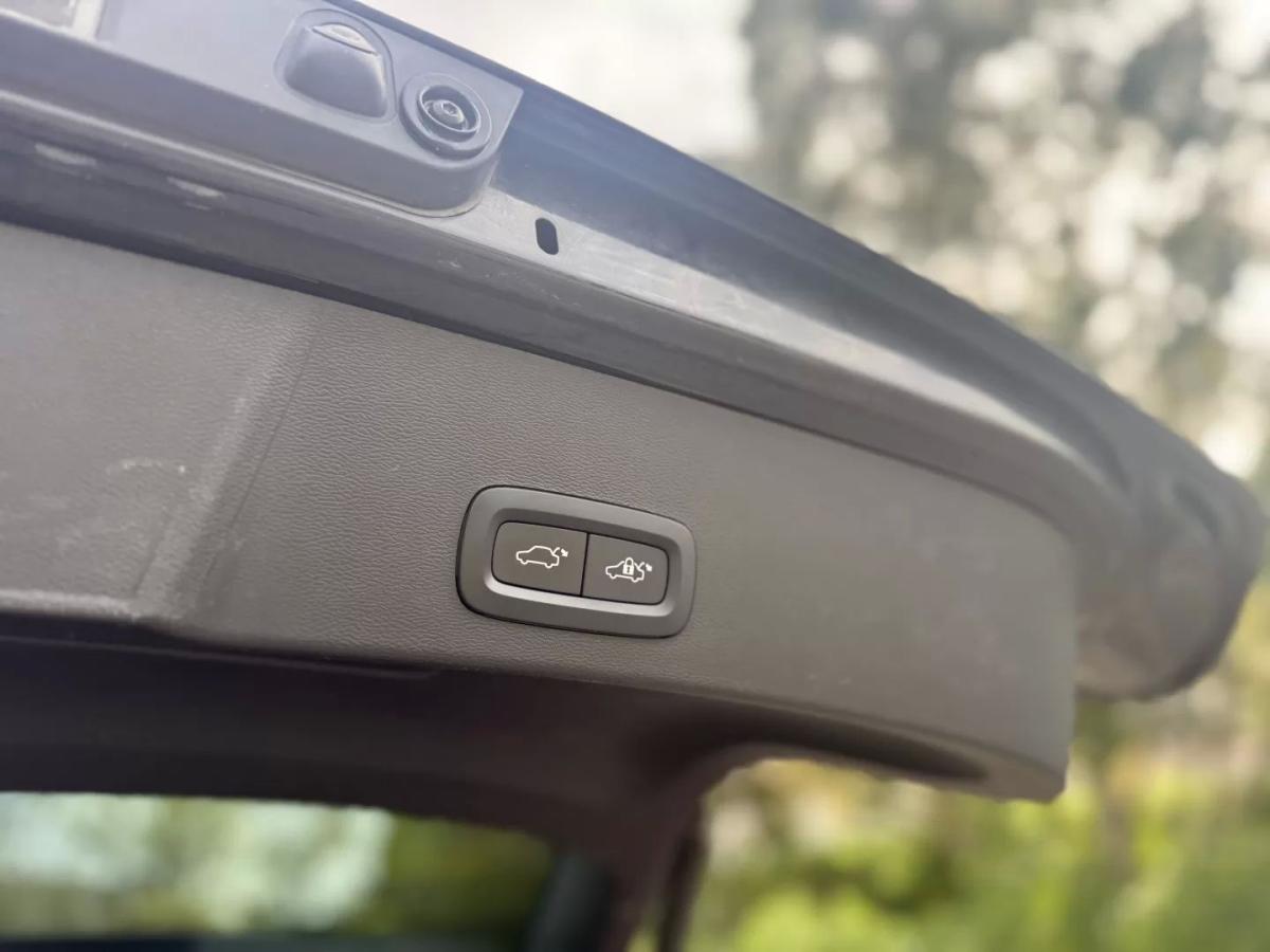 volvo-xc40-2022-hibrido-1477cc