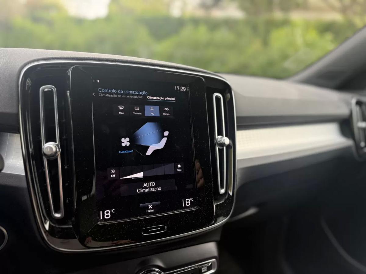 volvo-xc40-2022-hibrido-1477cc