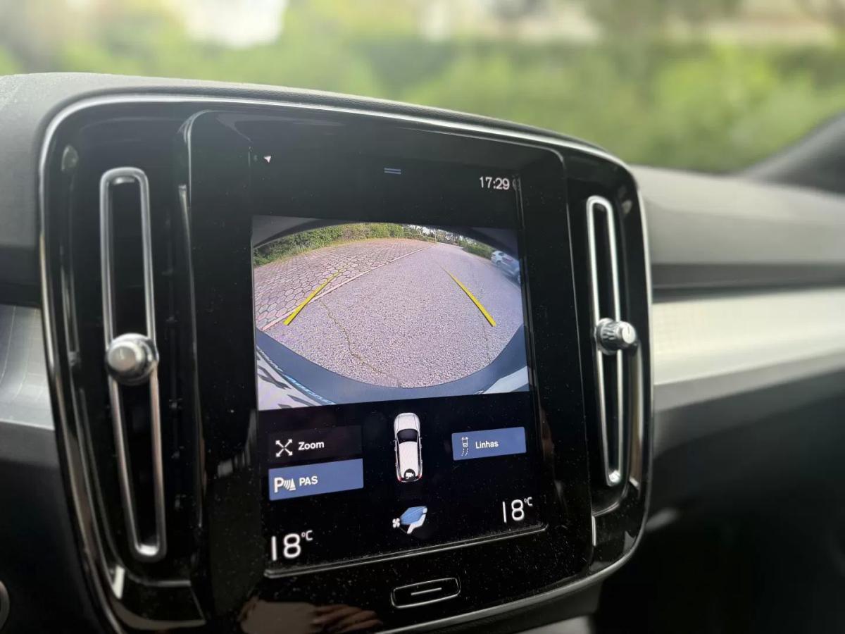 volvo-xc40-2022-hibrido-1477cc