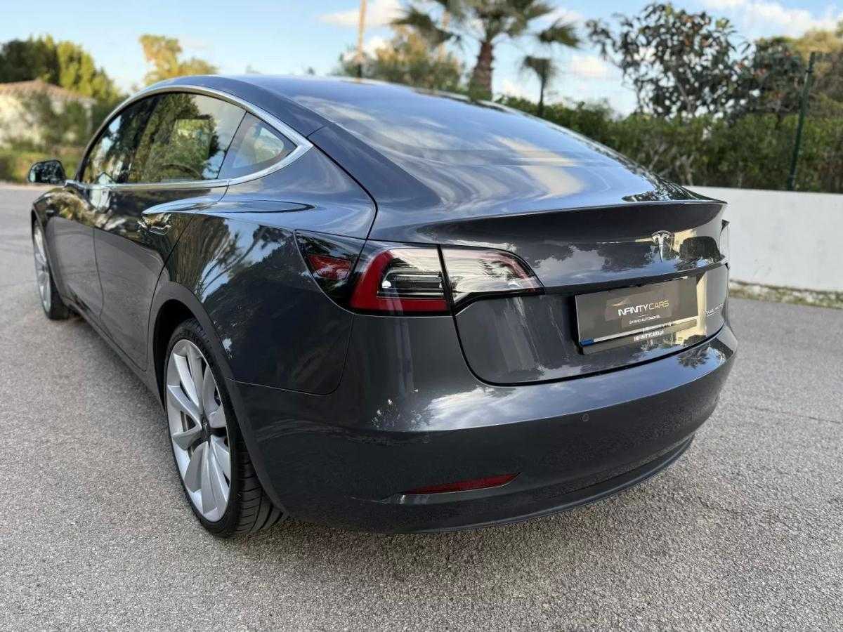 tesla-model-3-2019-eletrico-200cc