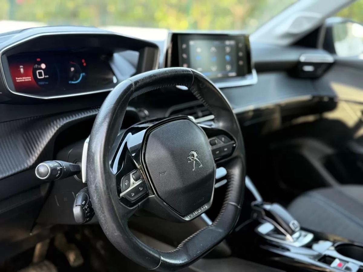peugeot-208-2019-gasolina-1199cc