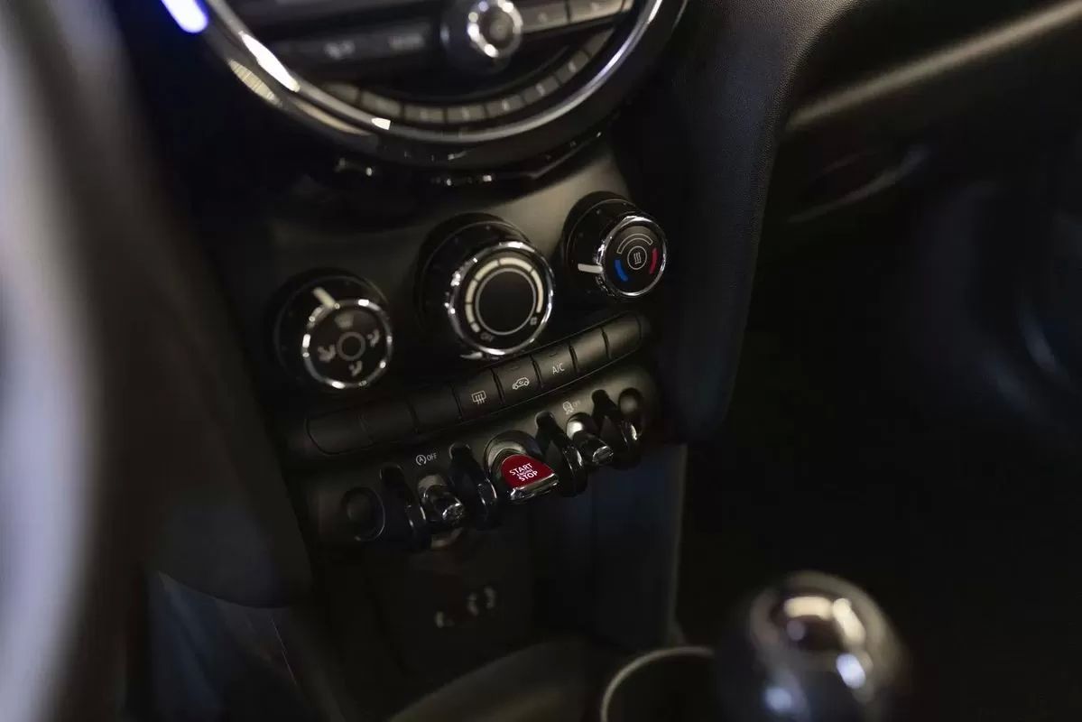mini-cooper-2015-diesel-1560cc