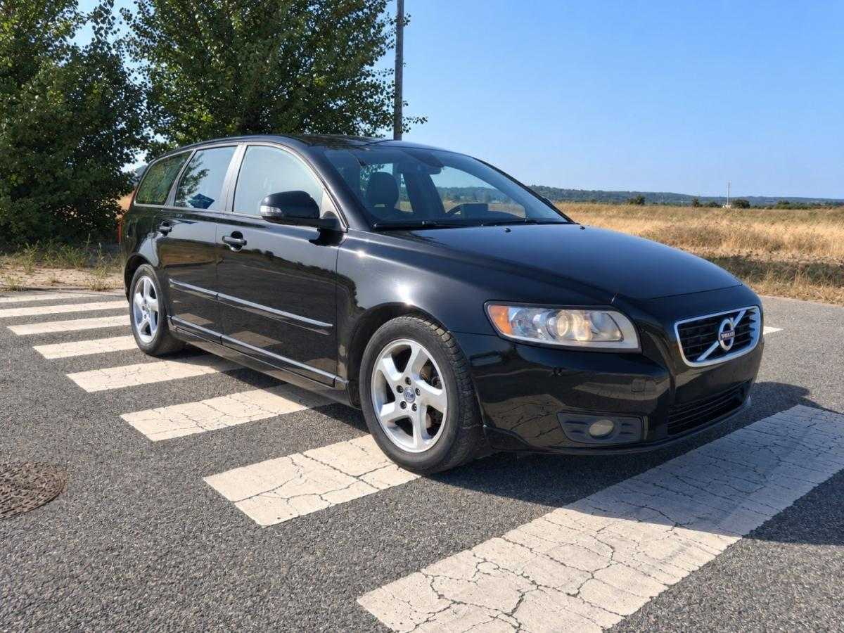 volvo-v50-2011-diesel-1560cc