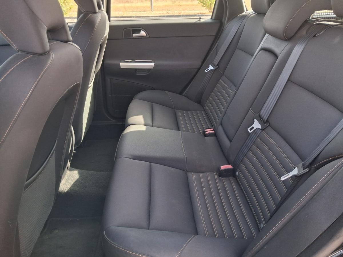 volvo-v50-2011-diesel-1560cc