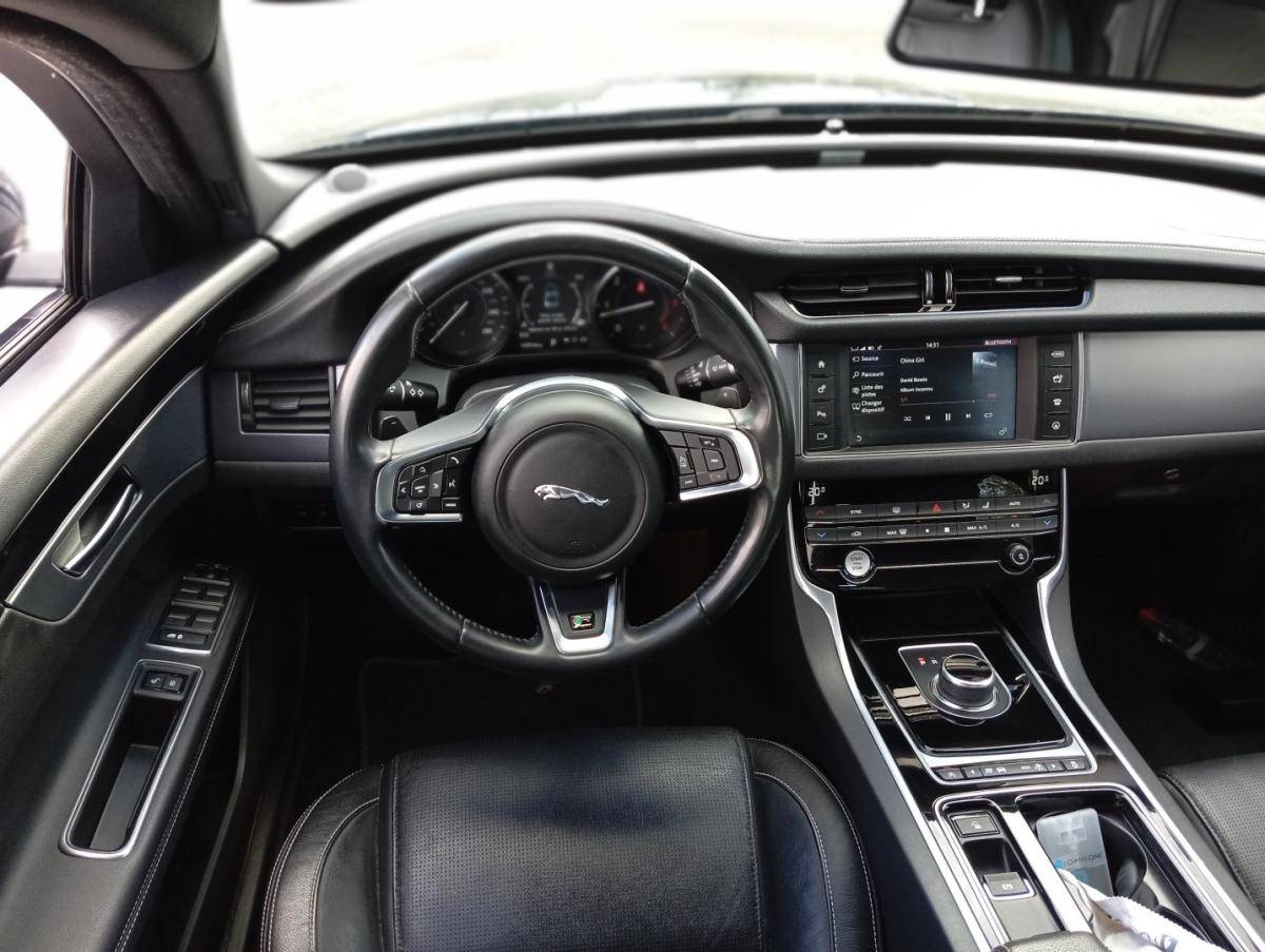 jaguar-xf-2018-diesel-1999cc
