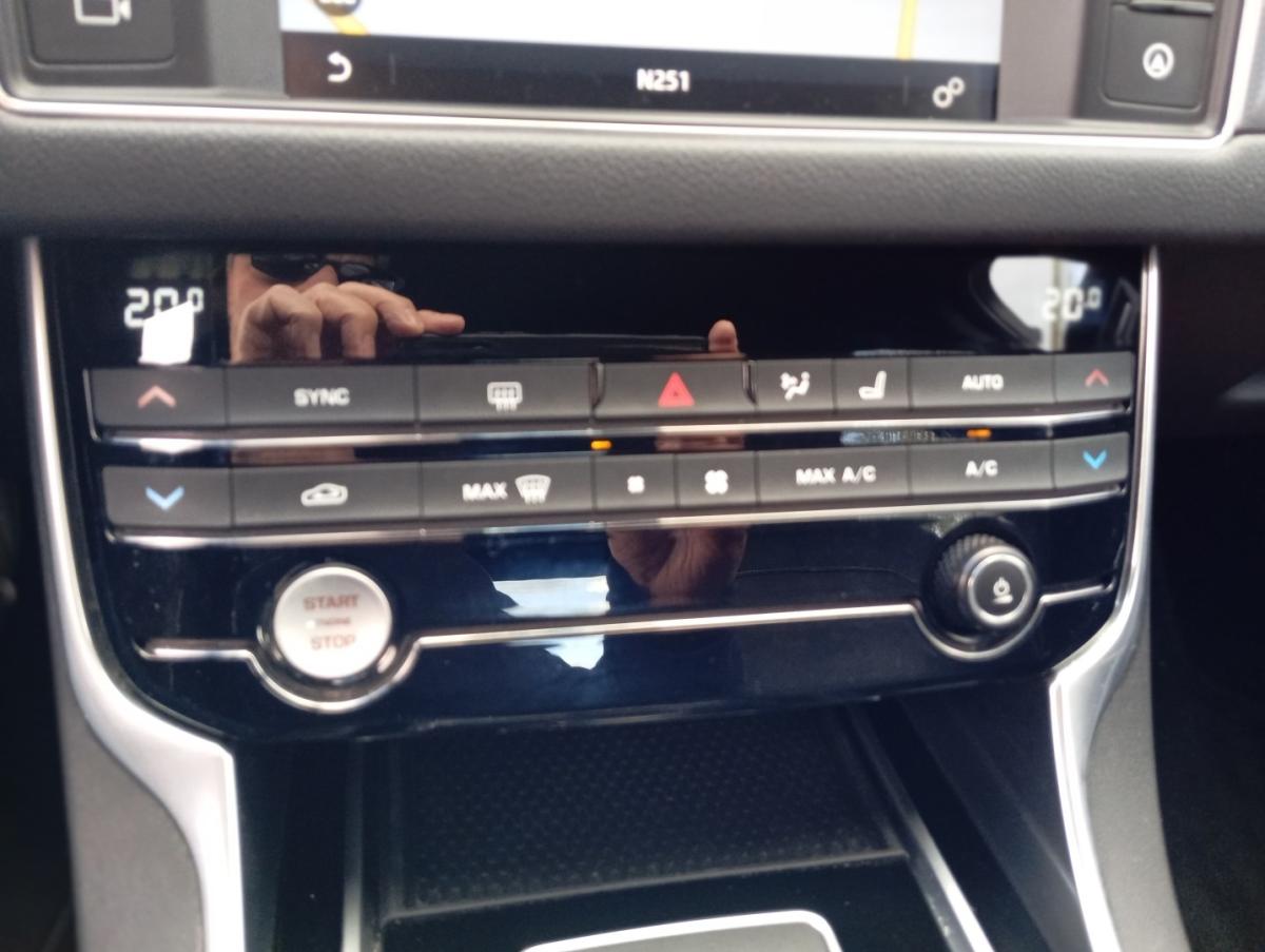 jaguar-xf-2018-diesel-1999cc