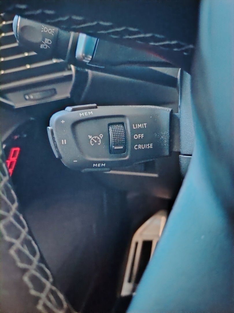 ds-ds-7-crossback-2021-hibrido-1598cc