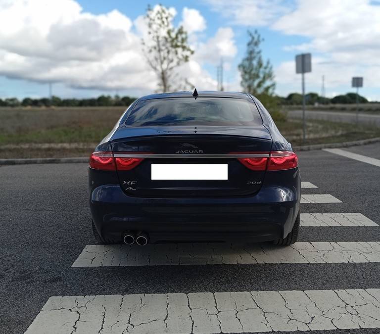 jaguar-xf-2018-diesel-1999cc