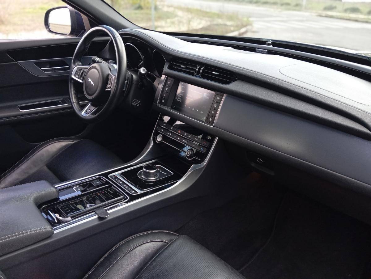 jaguar-xf-2018-diesel-1999cc