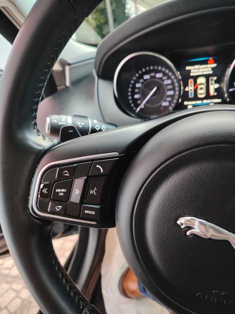 jaguar-xe-2016-diesel-1999cc