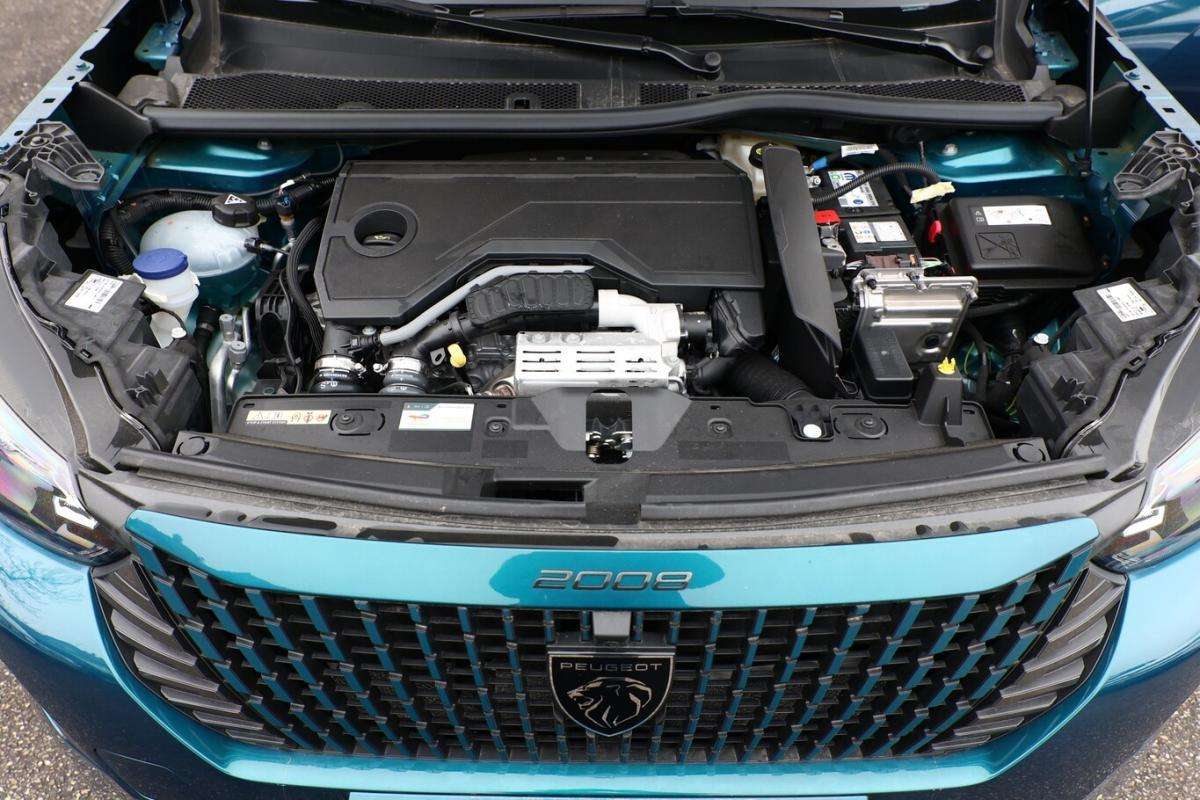 peugeot-2008-2025-gasolina-1199cc