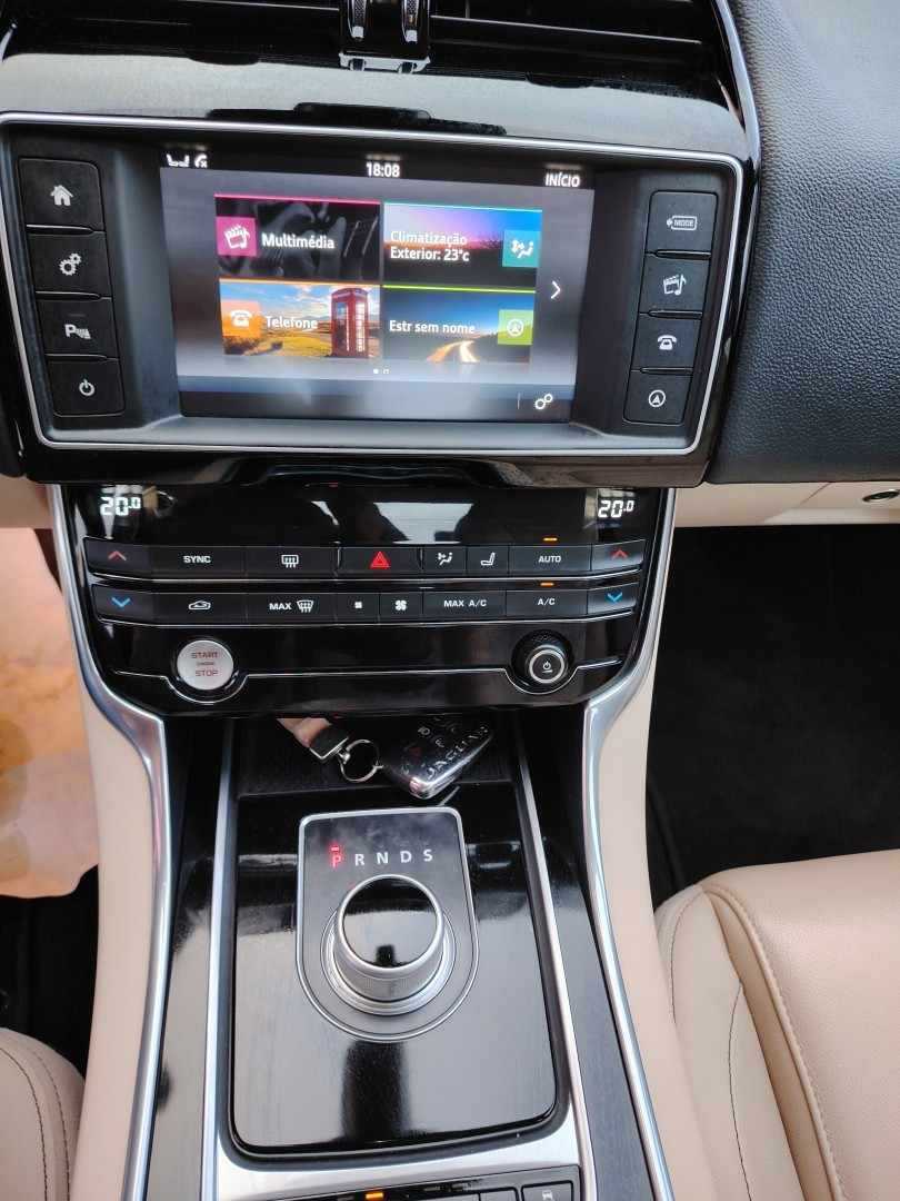 jaguar-xe-2016-diesel-1999cc