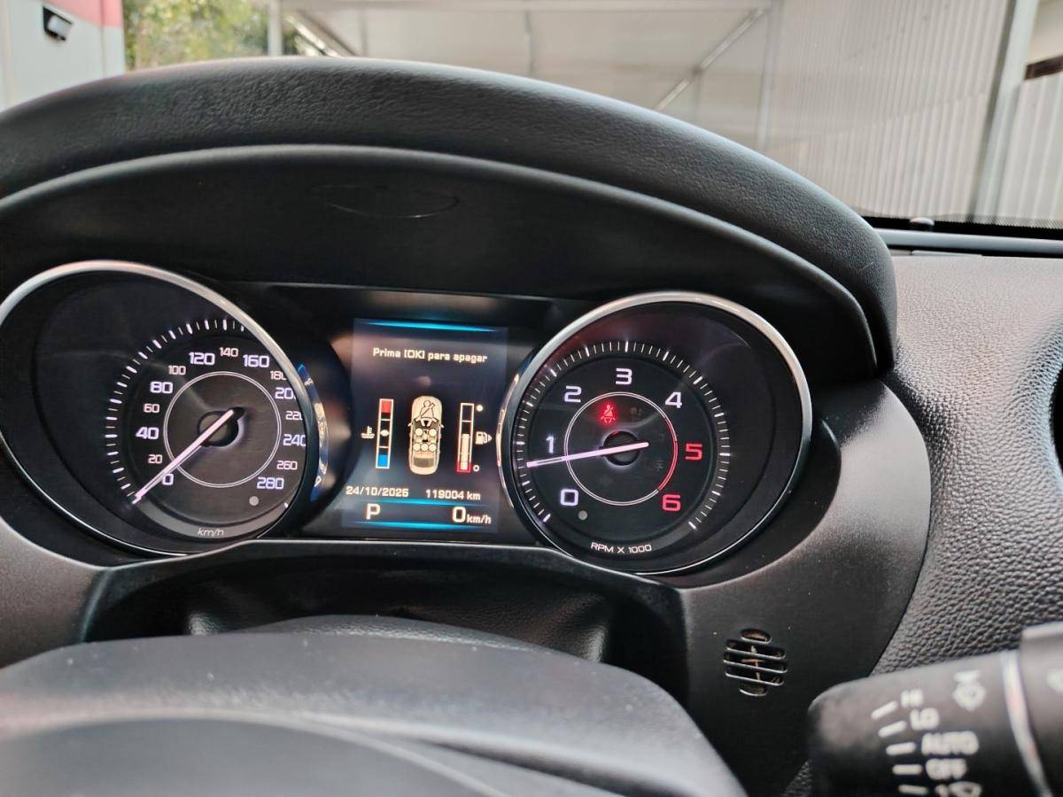 jaguar-xe-2016-diesel-1999cc