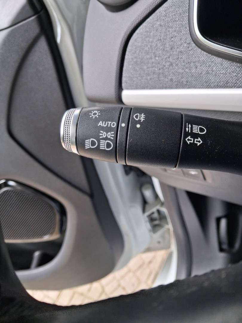 renault-zoe-2020-eletrico-0cc