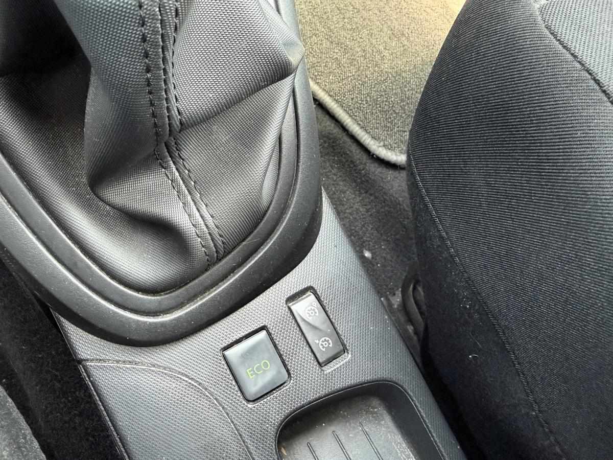 renault-captur-2015-diesel-1461cc
