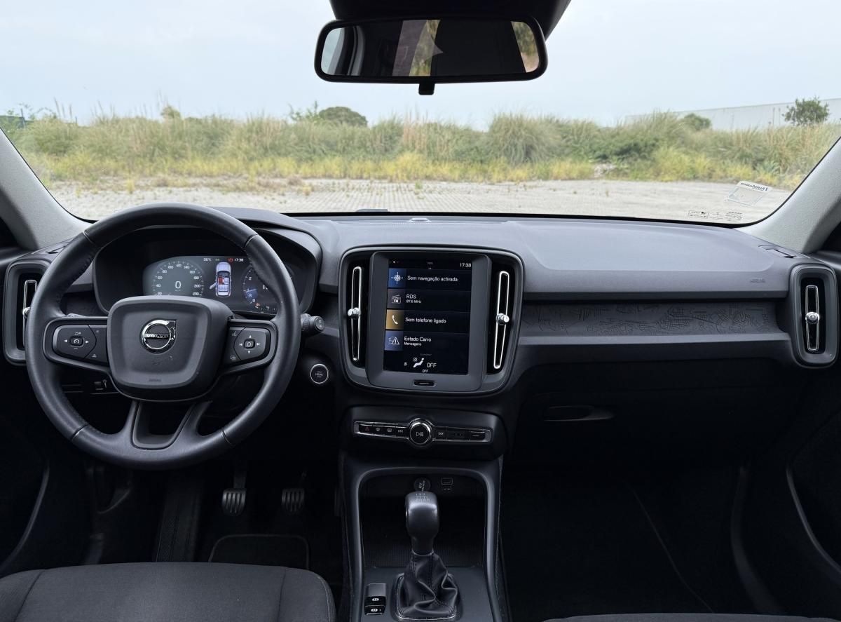 volvo-xc40-2021-gasolina-1477cc