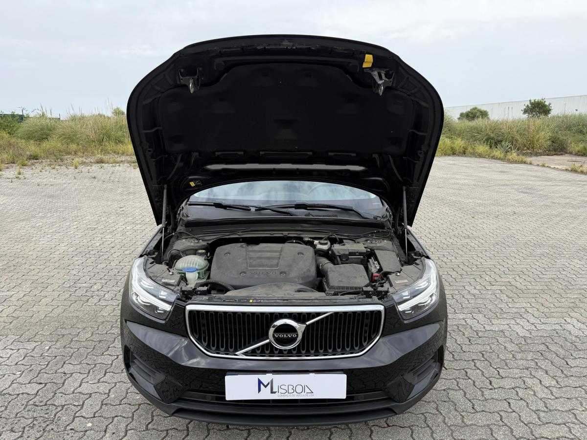 volvo-xc40-2021-gasolina-1477cc
