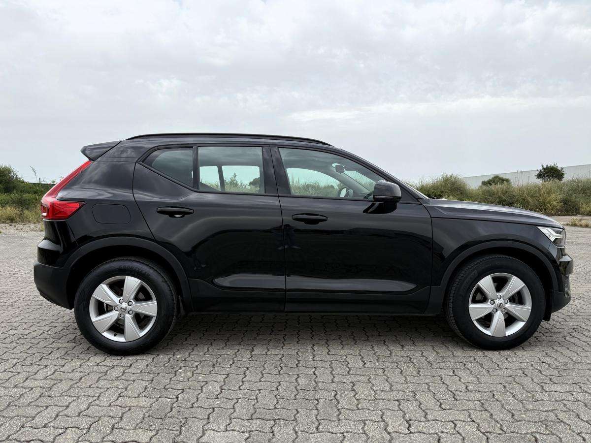 volvo-xc40-2021-gasolina-1477cc