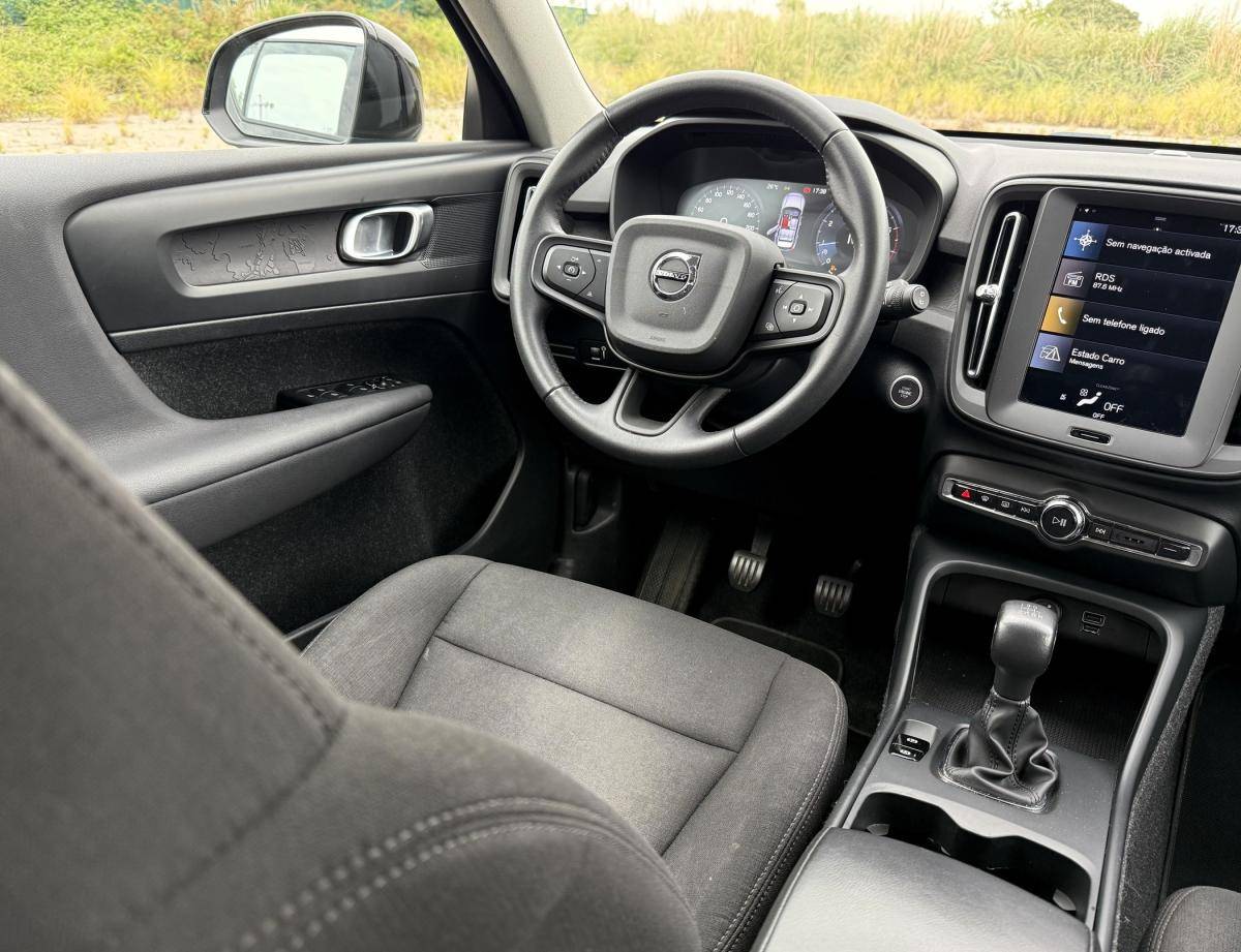 volvo-xc40-2021-gasolina-1477cc
