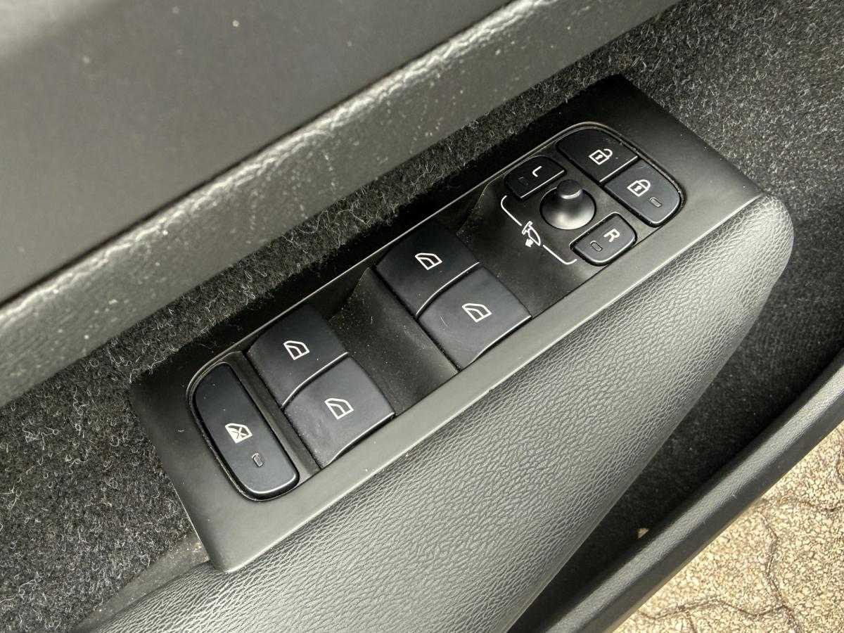 volvo-xc40-2021-gasolina-1477cc