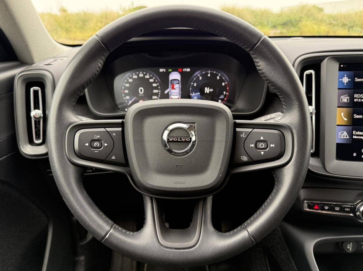 volvo-xc40-2021-gasolina-1477cc