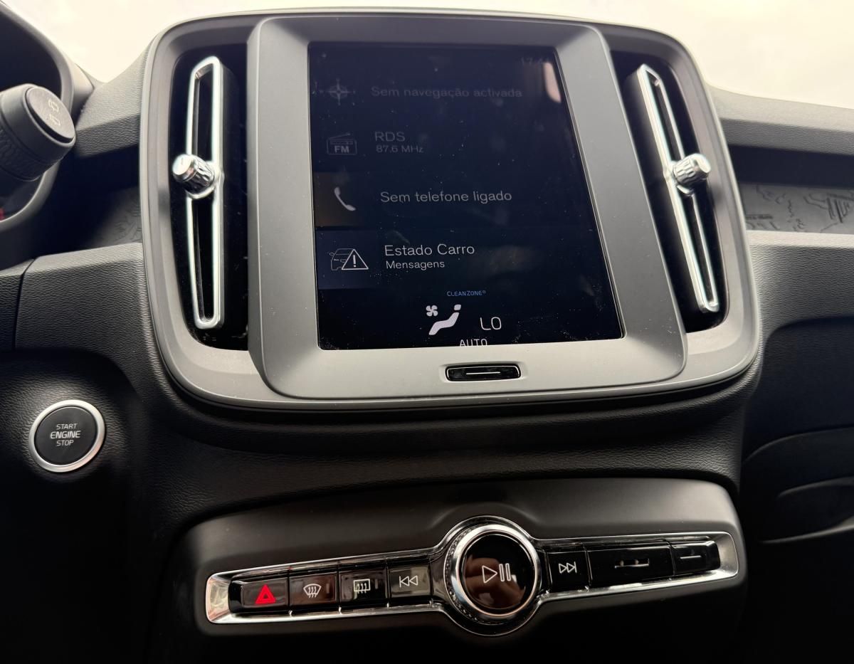 volvo-xc40-2021-gasolina-1477cc