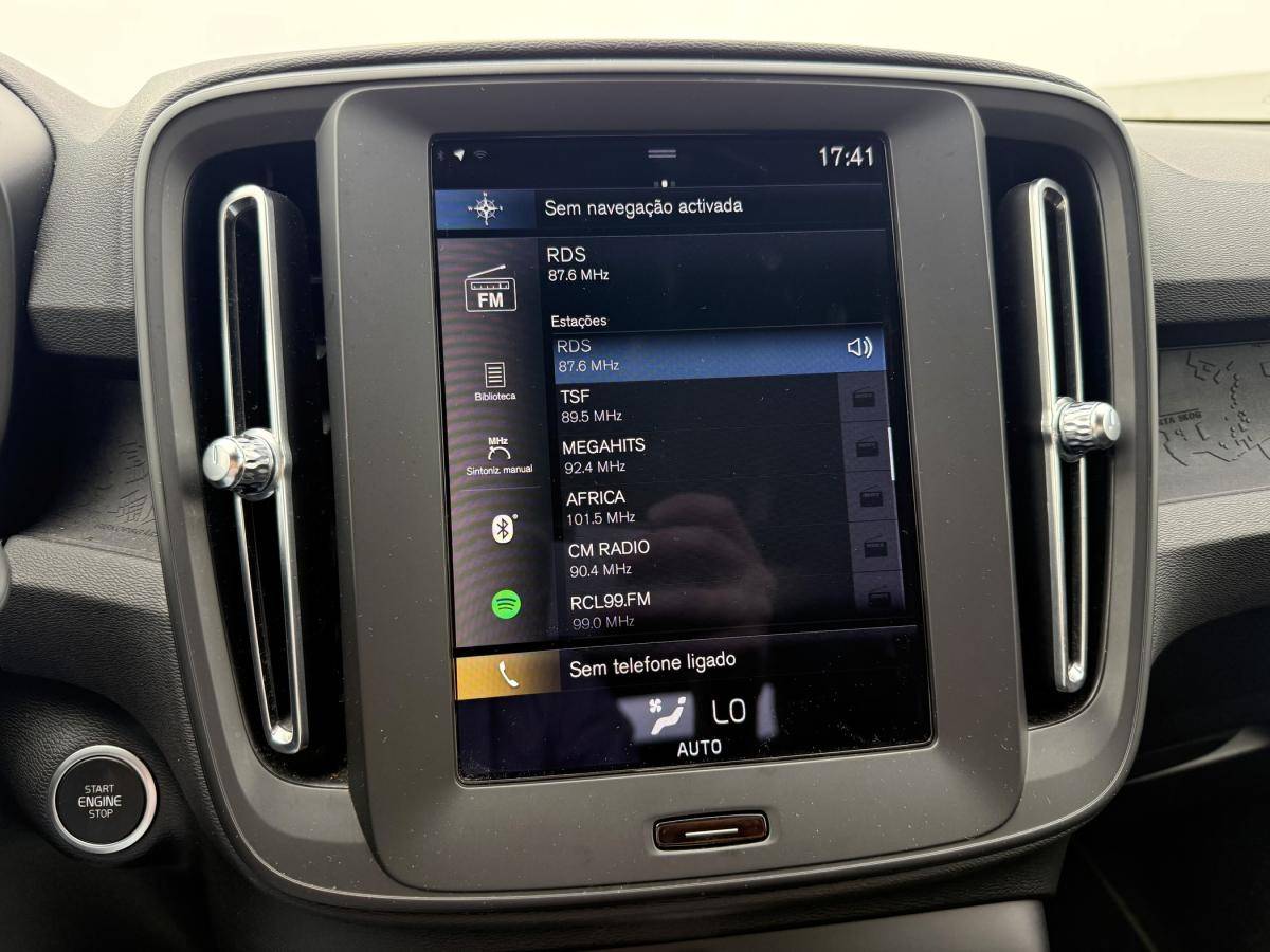 volvo-xc40-2021-gasolina-1477cc