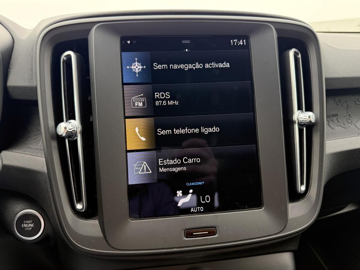 volvo-xc40-2021-gasolina-1477cc