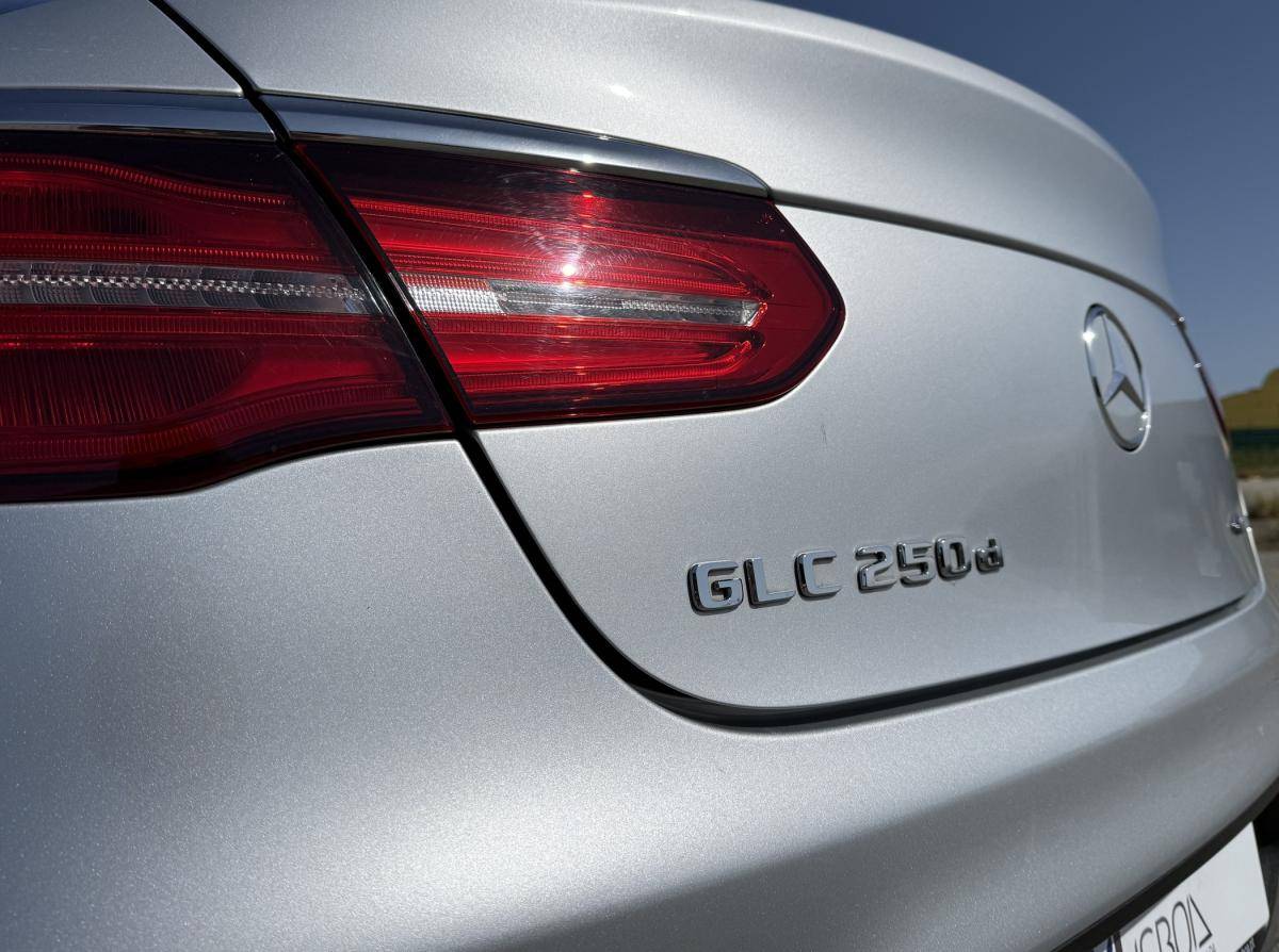mercedes-benz-glc-2017-diesel-2143cc