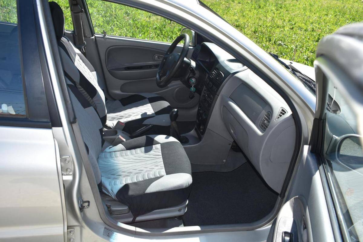 kia-rio-2003-gasolina-1343cc
