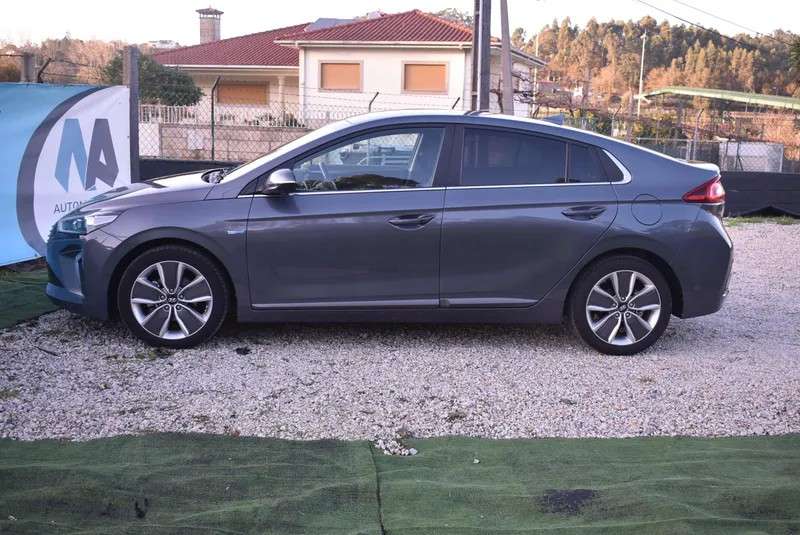 hyundai-ioniq-2019-hibrido-a-gasolina-1580cc