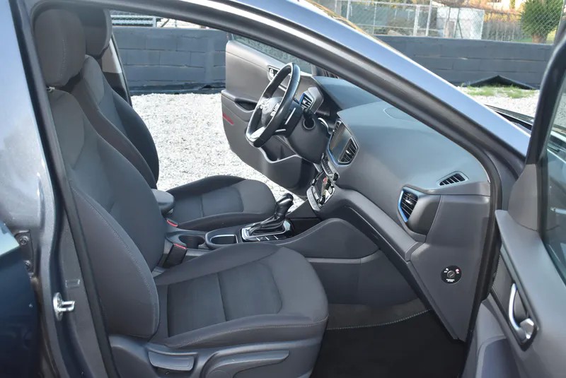 hyundai-ioniq-2019-hibrido-a-gasolina-1580cc