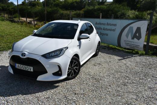 toyota-yaris-2021-hibrido-a-gasolina-1497cc